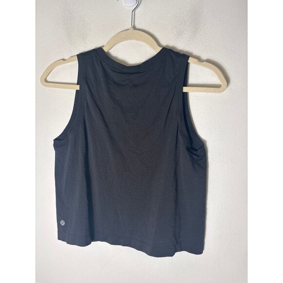 Lululemon Black Sleeveless Cropped Athletic Tank Sz 6 - Picture 2 of 2